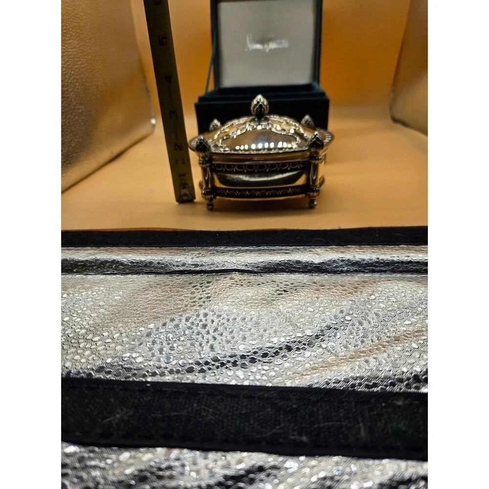 Vtg. Neiman Marcus Silverplate Lidded /Felted Jewelry Box (MT-1)